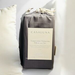 Casaluna temperature adjusting- Pillowcase Set-NWT